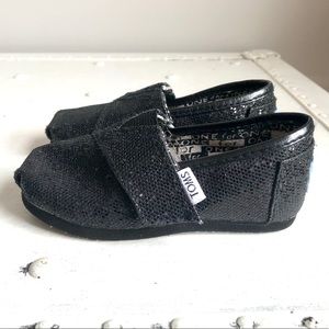 Toms Black Sparkle Little girl shoes